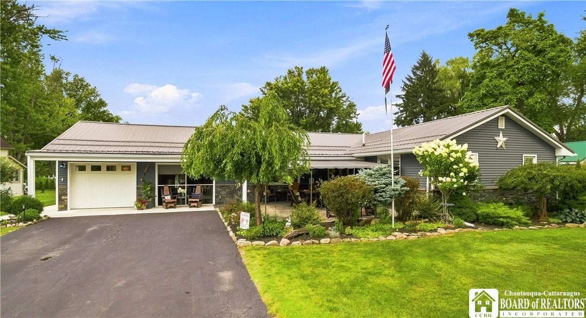 S Nesmith Ave, Bemus Point, NY 14712