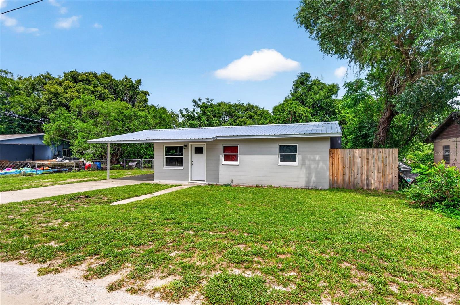 Morgan St, Dade City, FL 33525