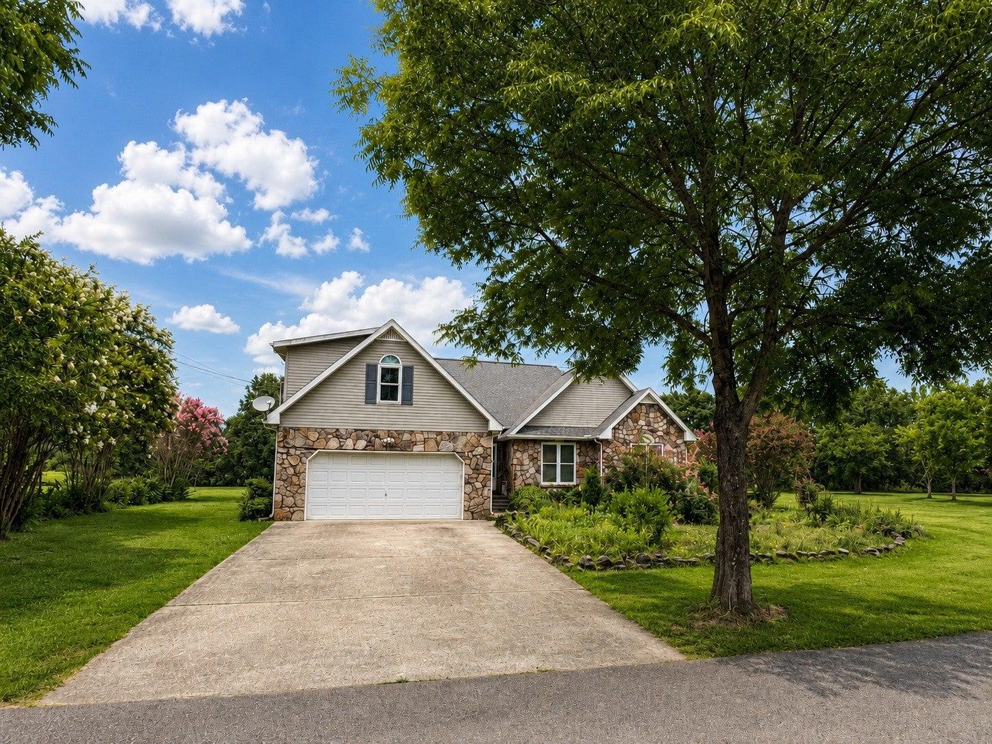Steeplechase Dr, Smithville, TN 37166