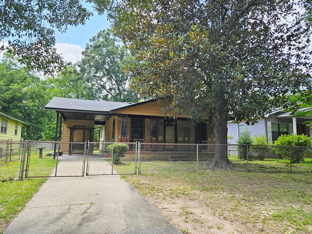 S Washington St, Albany, GA 31701