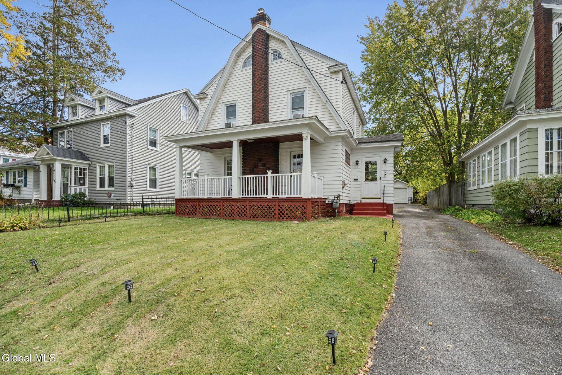 Ardsley Rd, Schenectady, NY 12308
