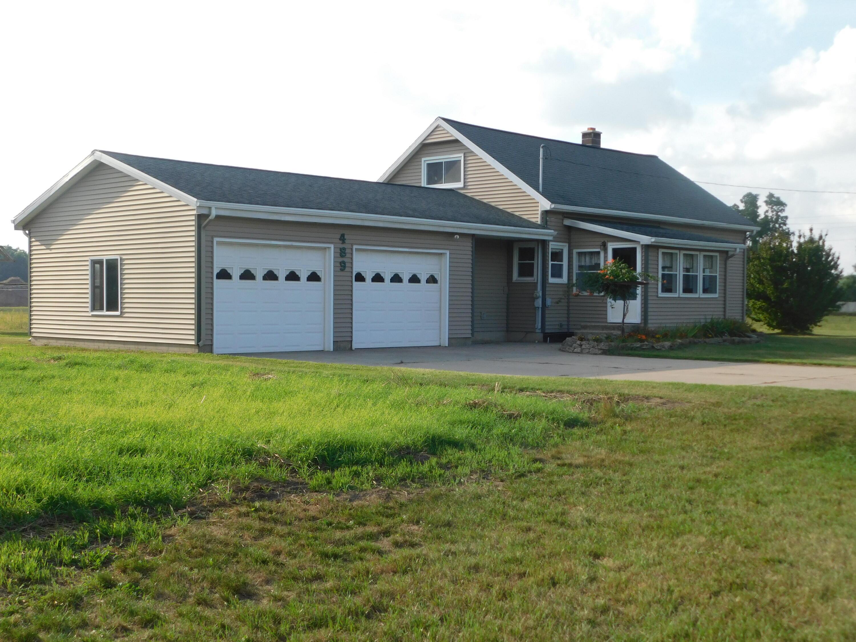 S Catalpa Ave, White Cloud, MI 49349