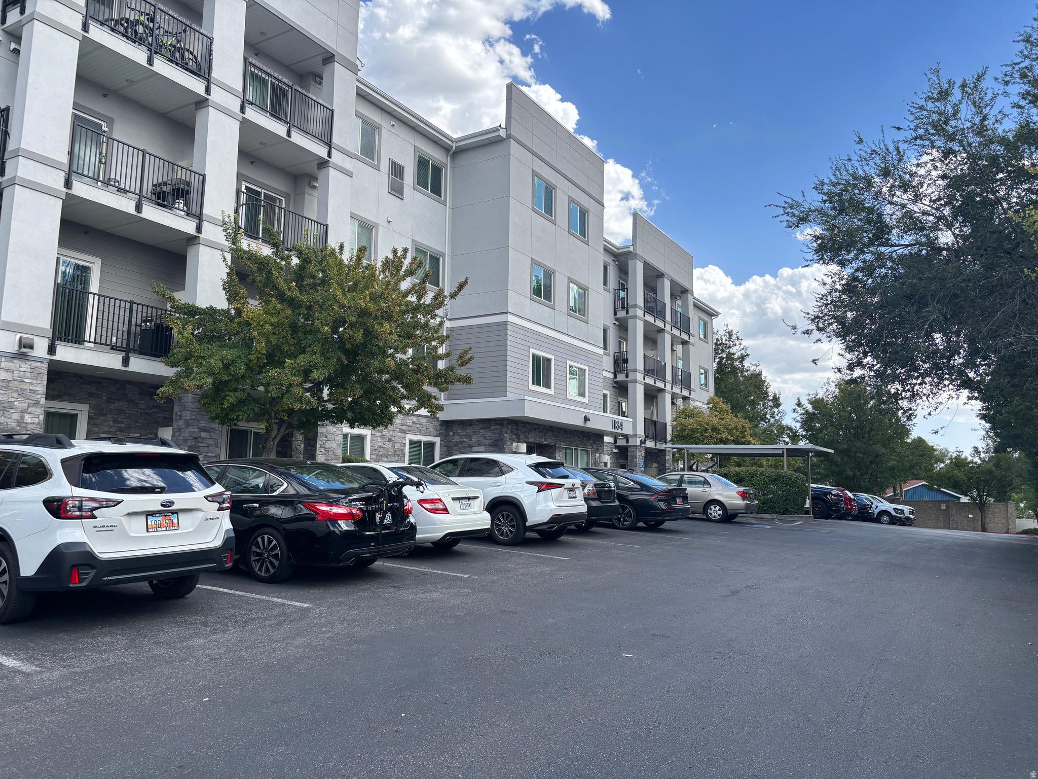 E 3300 S, Millcreek, UT 84106