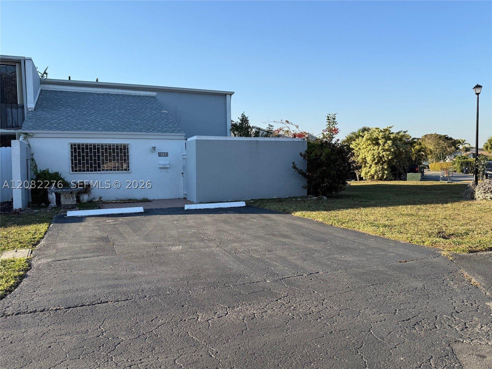 Sw 122nd Ct, Miami, FL 33175