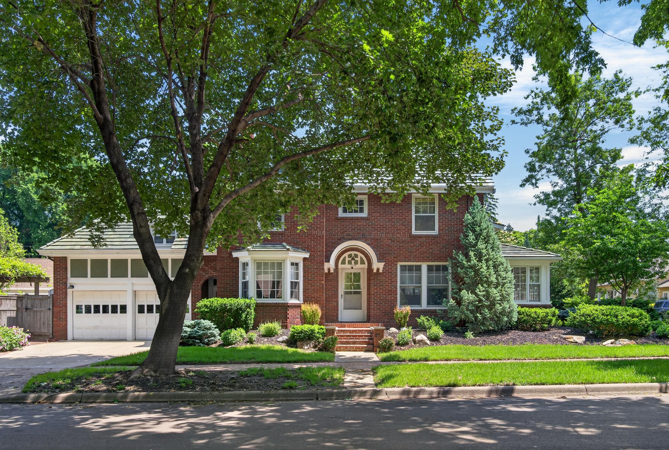 S Main Ave, Sioux Falls, SD 57105