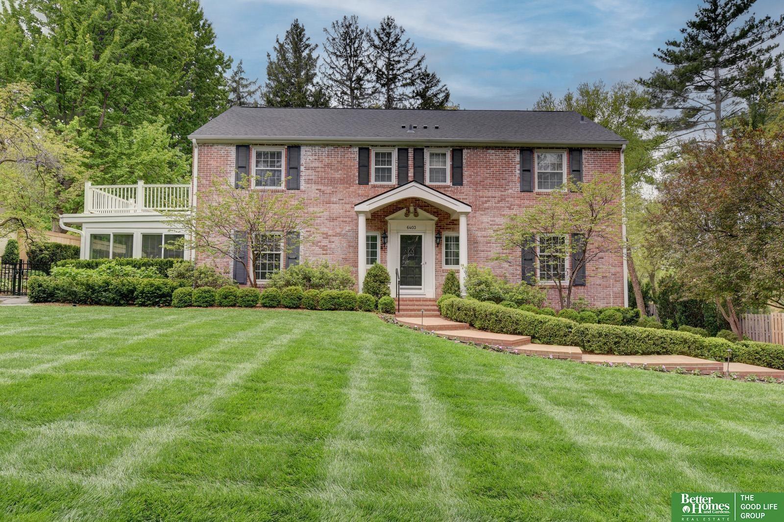 Chicago St, Omaha, NE 68132