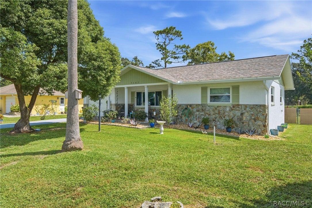 N Woolflower Ter, Beverly Hills, FL 34465