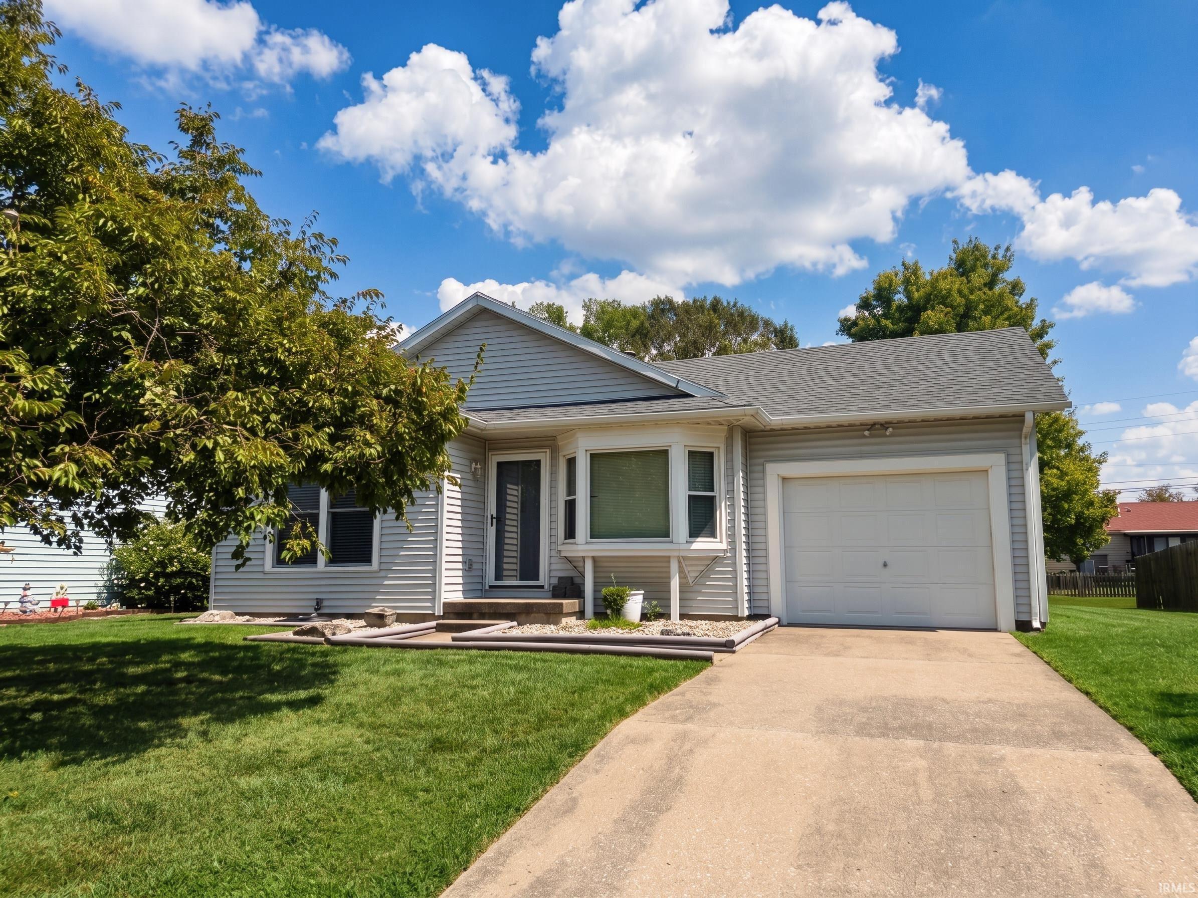 Squire Ln, Evansville, IN 47715