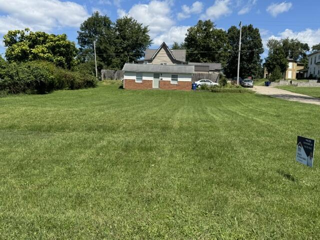 E Broadway St, Wellston, OH 45692