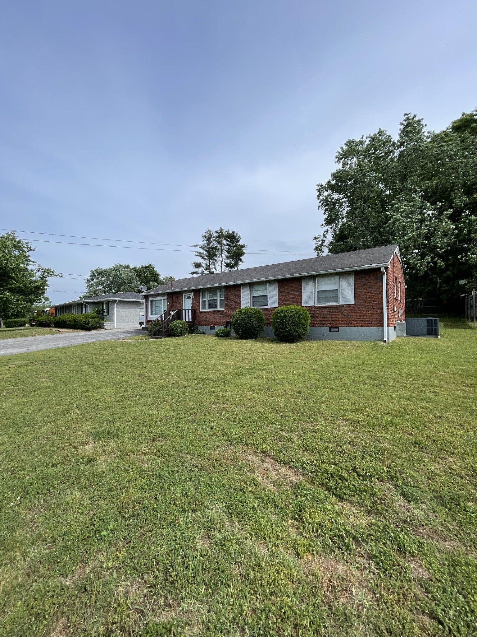 Bonnaridge Dr, Hermitage, TN 37076