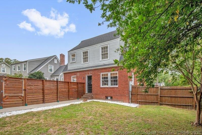 Rollingwood Cir, Fayetteville, NC 28305