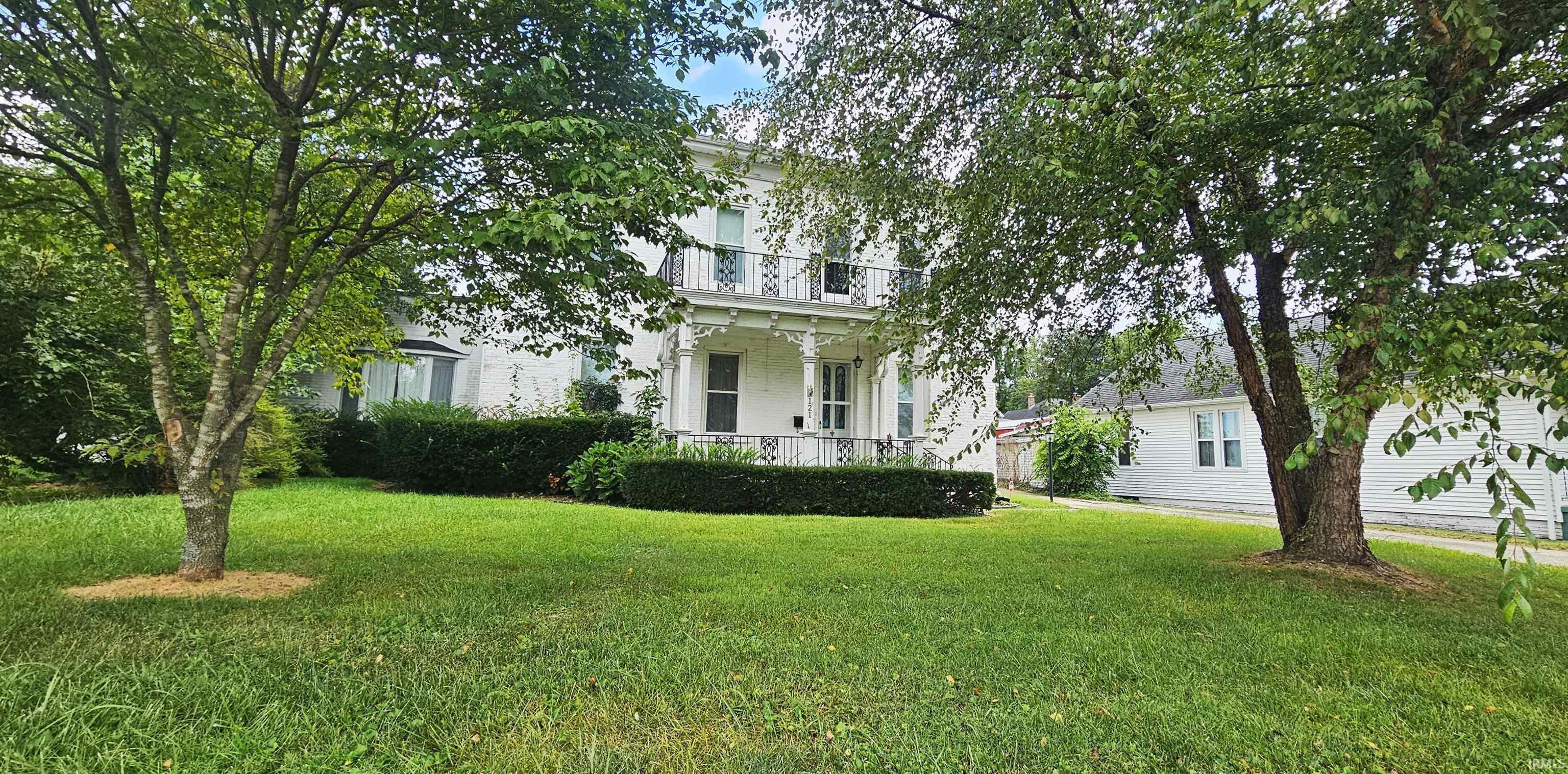N 7th St, Boonville, IN 47601