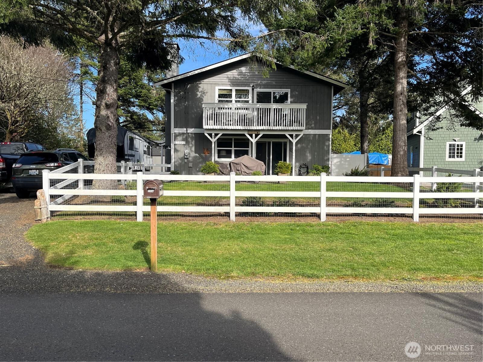N Narwhal Loop Nw, Ocean Shores, WA 98569