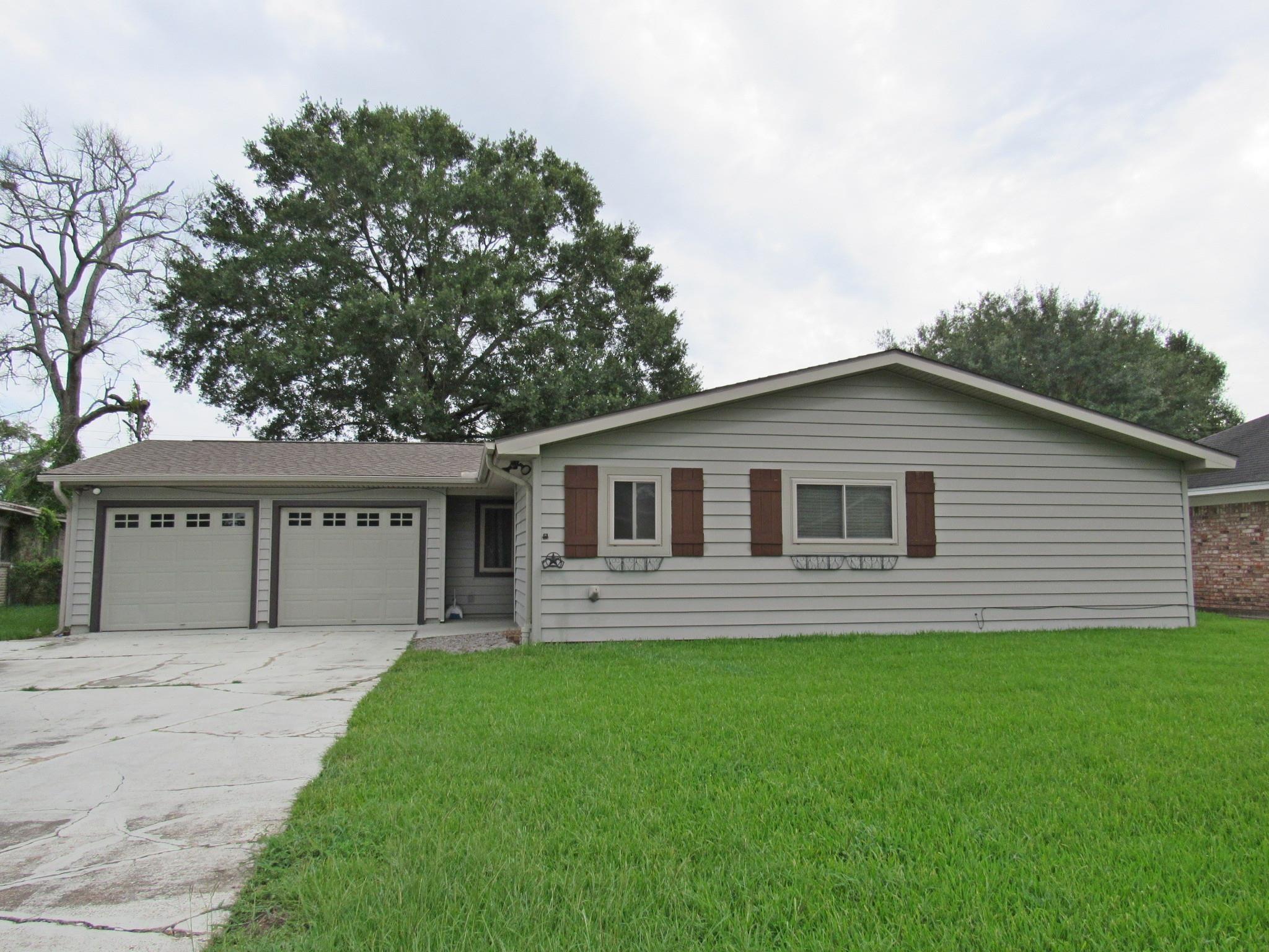 Pansy Dr, Beaumont, TX 77706