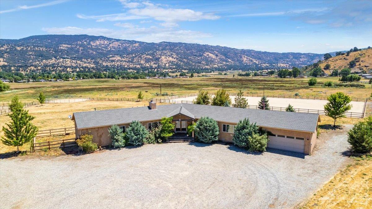 S Lower Valley Rd, Tehachapi, CA 93561