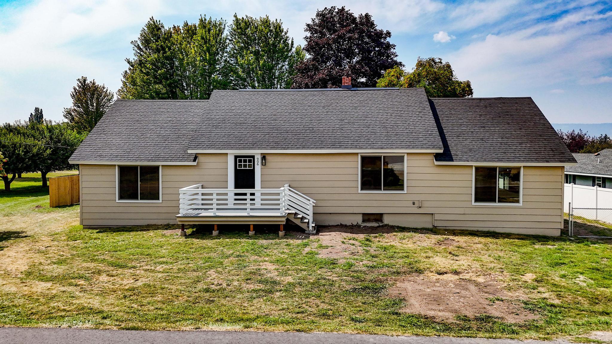 11th St E, Polson, MT 59860