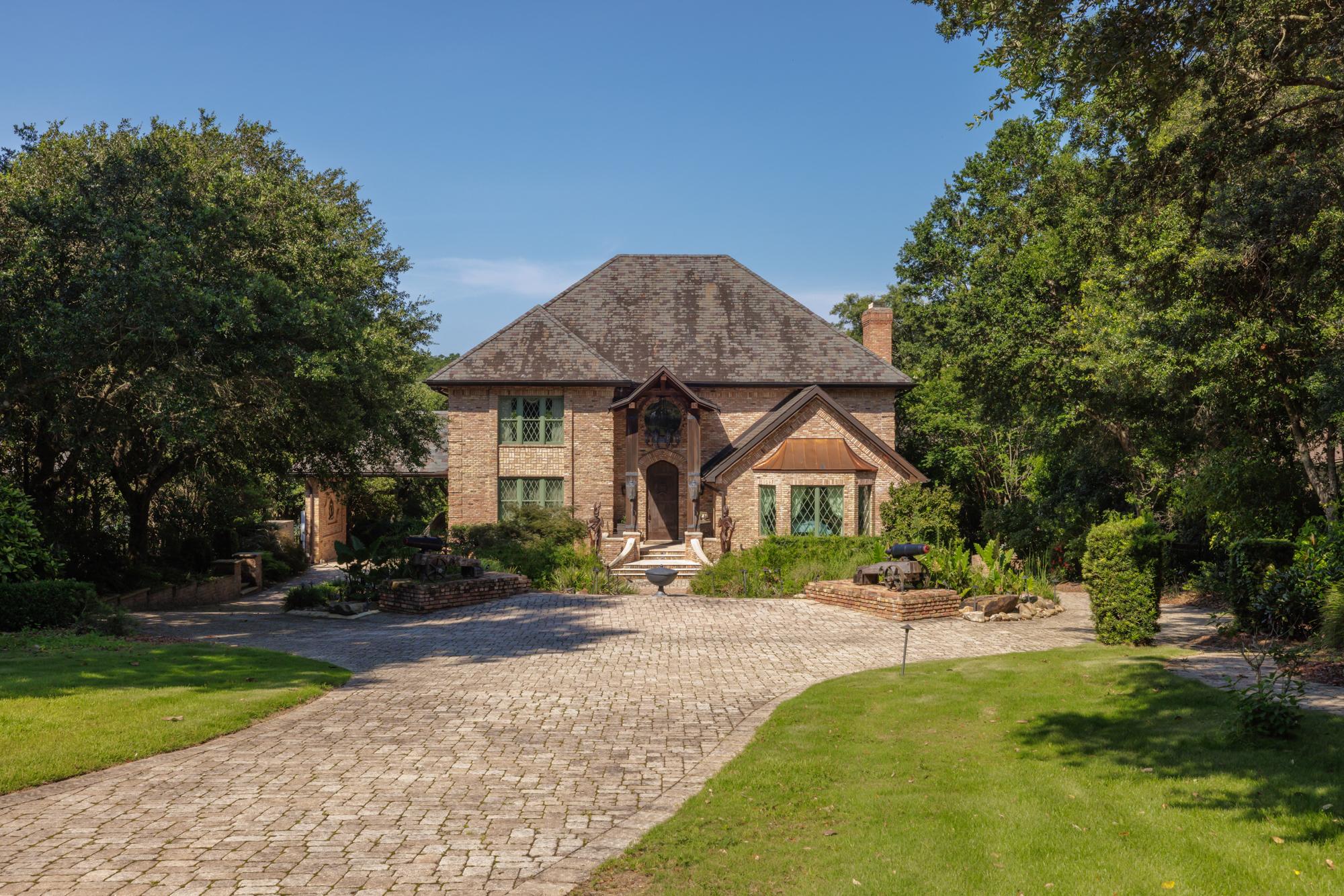 Tanglewood Dr, Pensacola, FL 32503