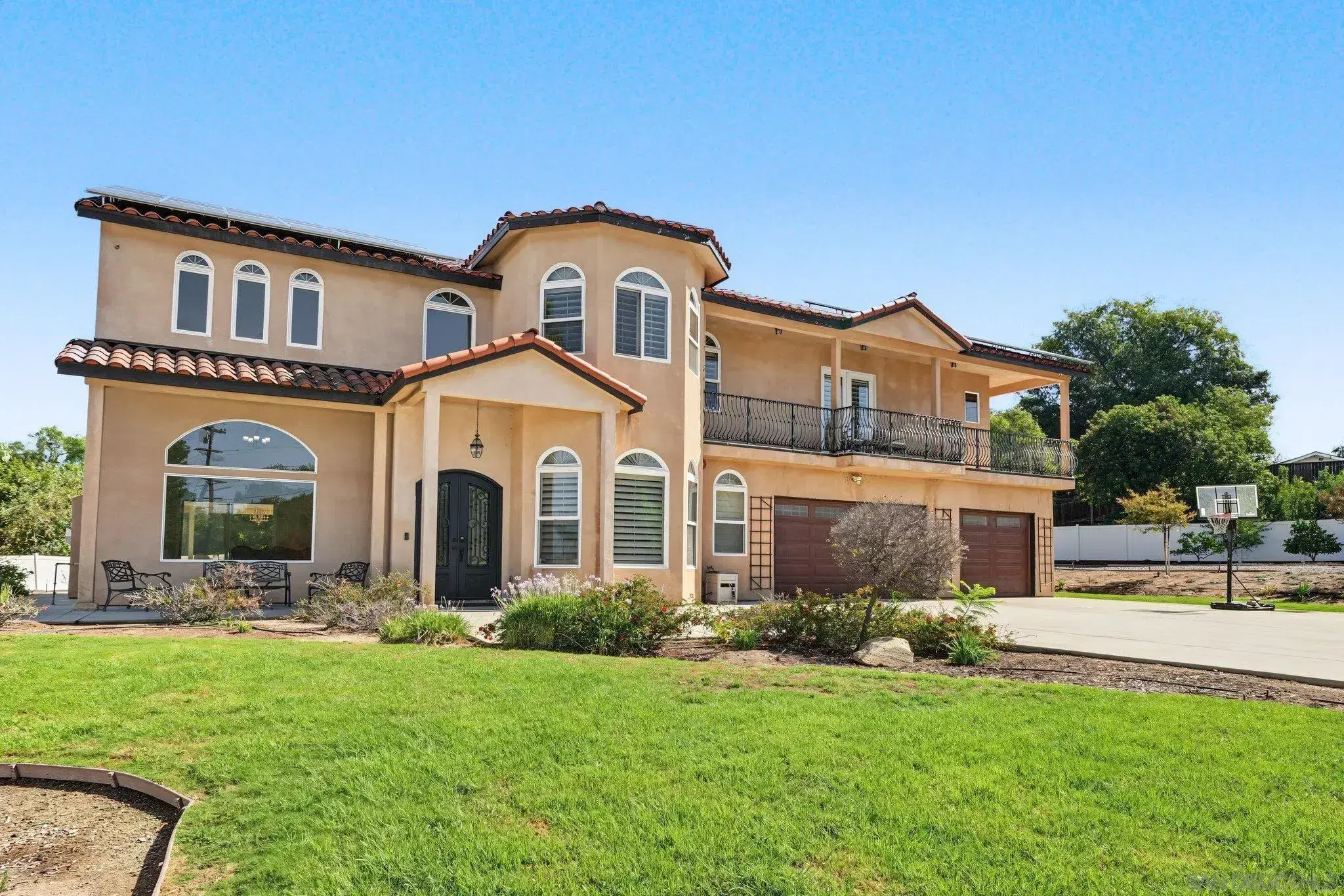 Garrison Way, El Cajon, CA 92019