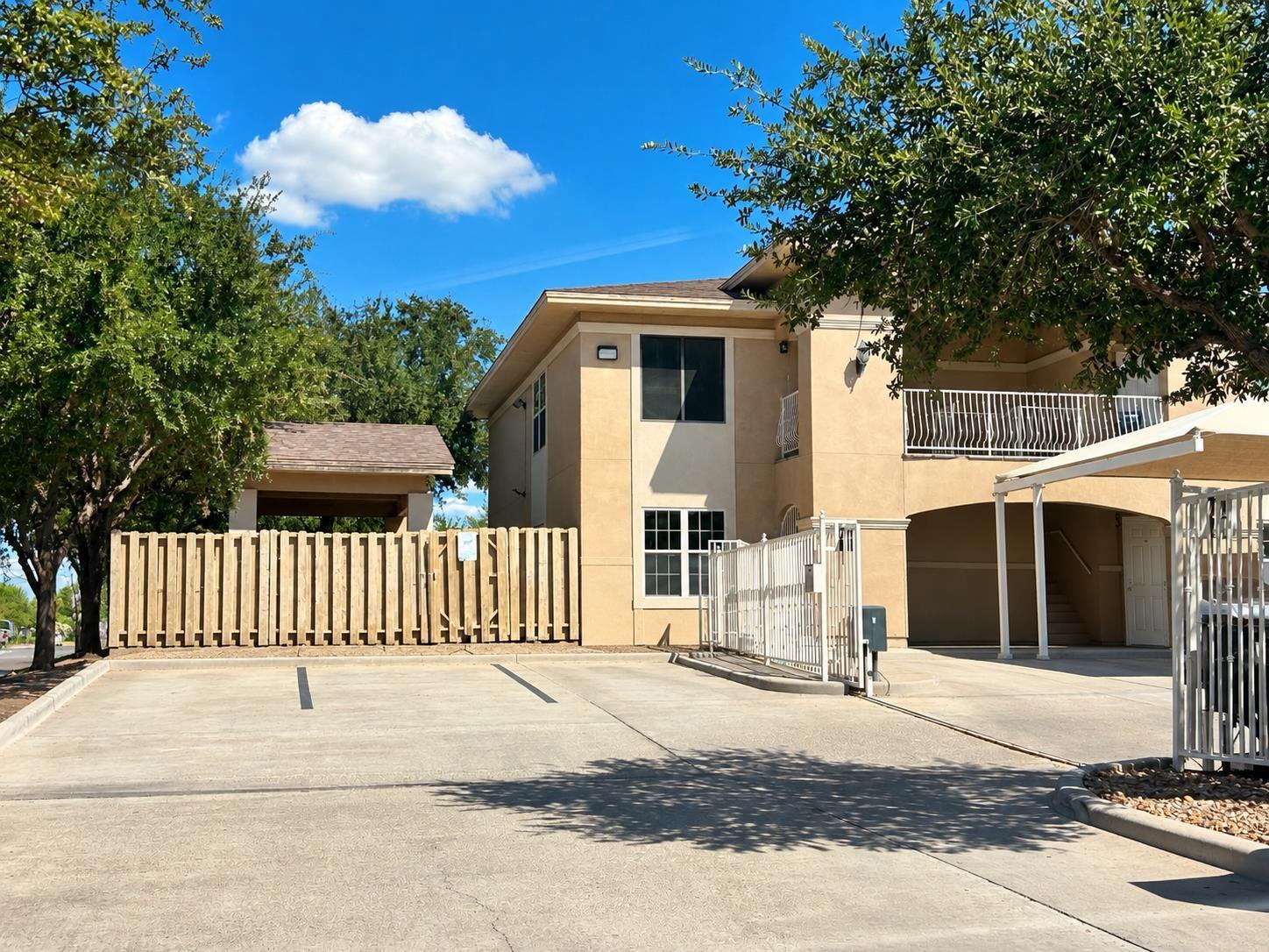 Shiloh Dr, Laredo, TX 78045
