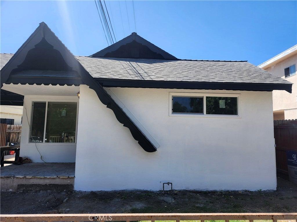 W 67th St, Los Angeles, CA 90043
