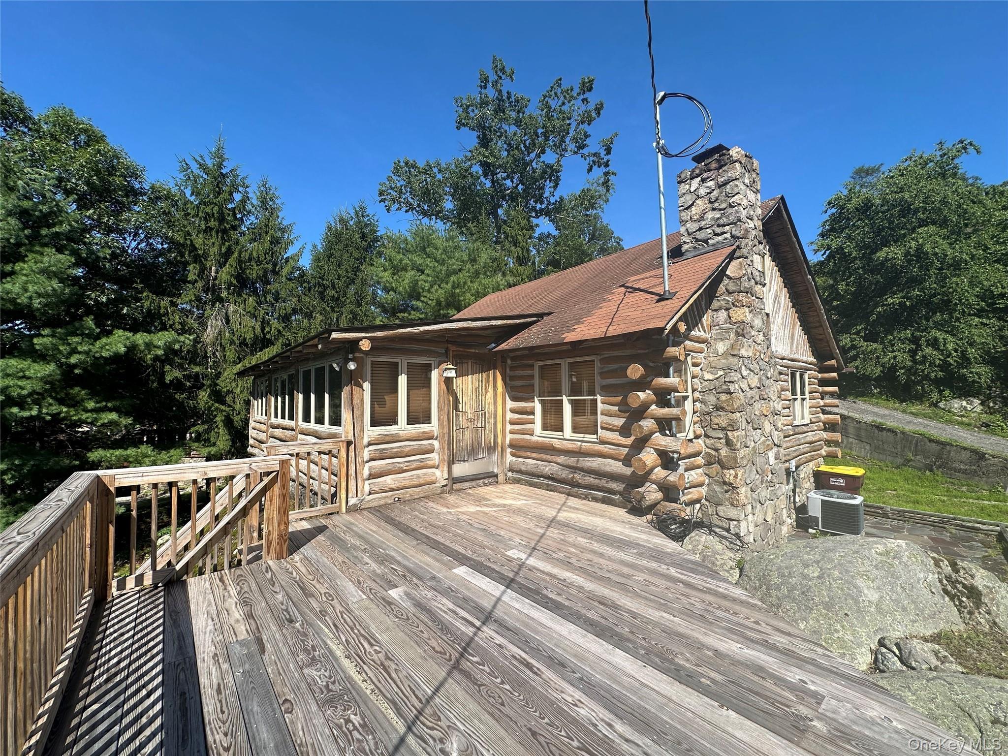 Woods Rd, Greenwood Lake, NY 10925