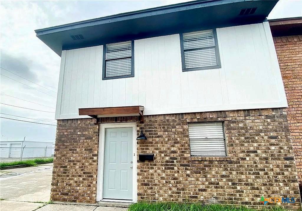 N Ben Wilson St, Victoria, TX 77901