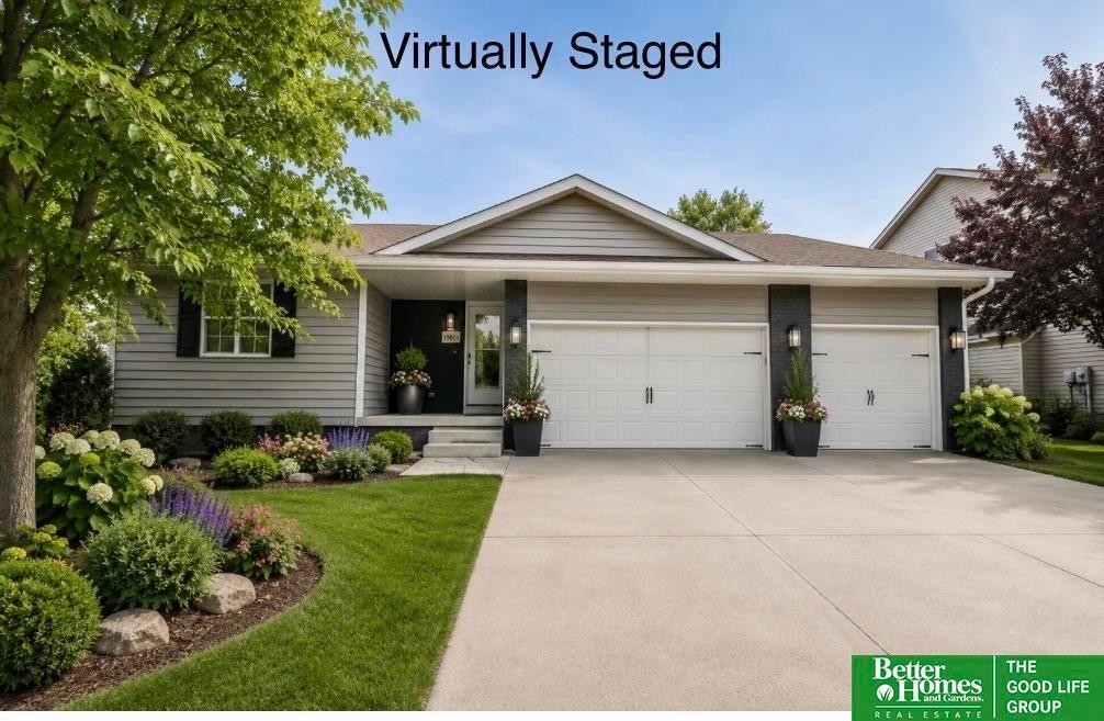 Timberlane Dr, Omaha, NE 68136
