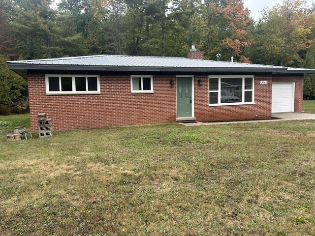 Pinewood Cir, Cheboygan, MI 49721