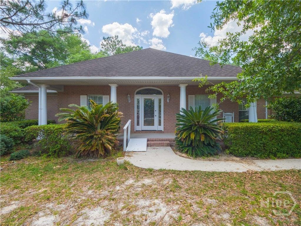 Cody Dr, Jesup, GA 31545
