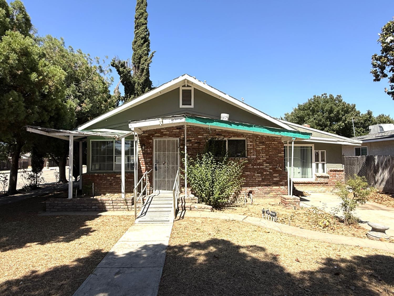 S C St, Madera, CA 93638