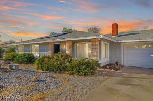 E Avenue T10, Littlerock, CA 93543