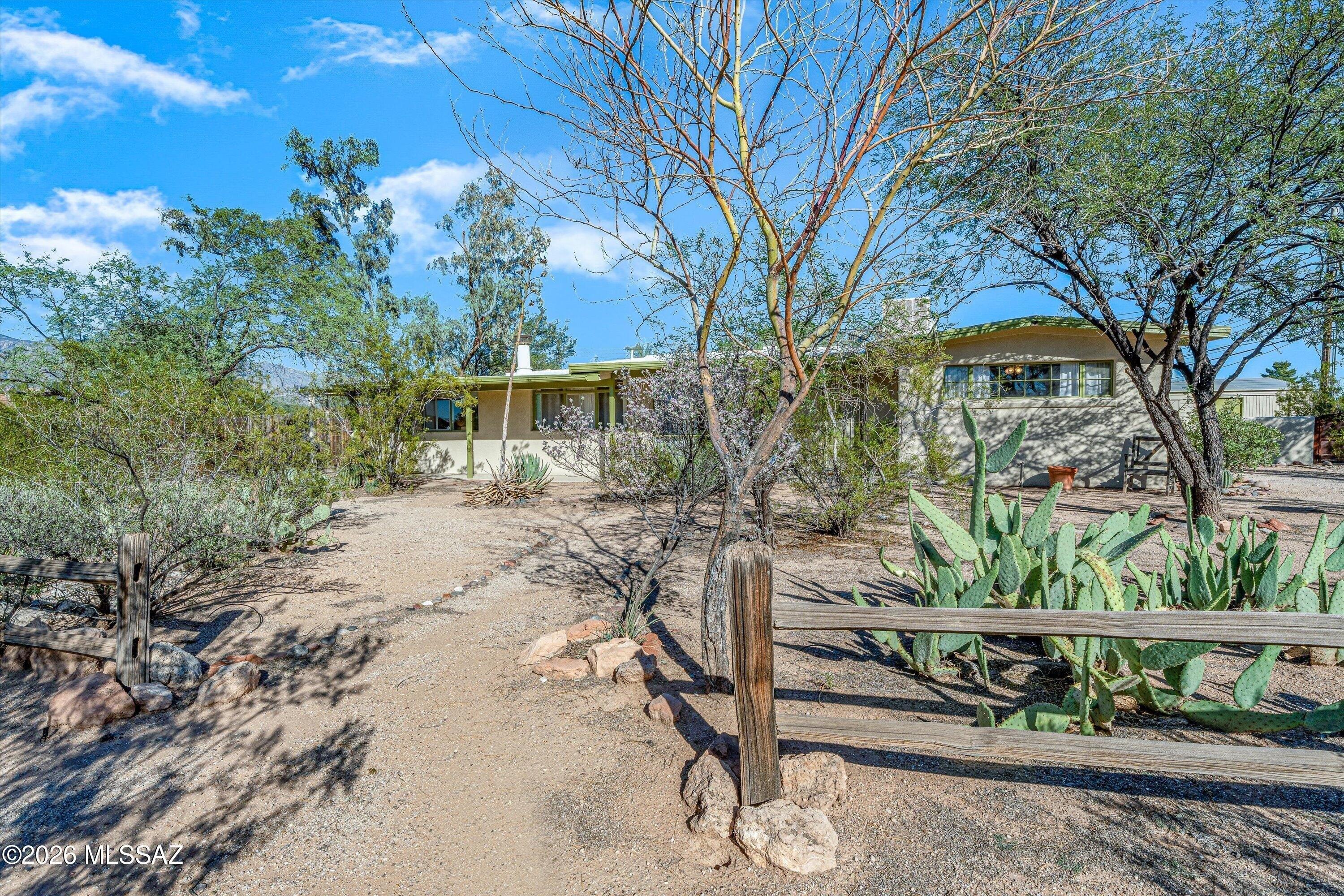 N Jackson Ave, Tucson, AZ 85719