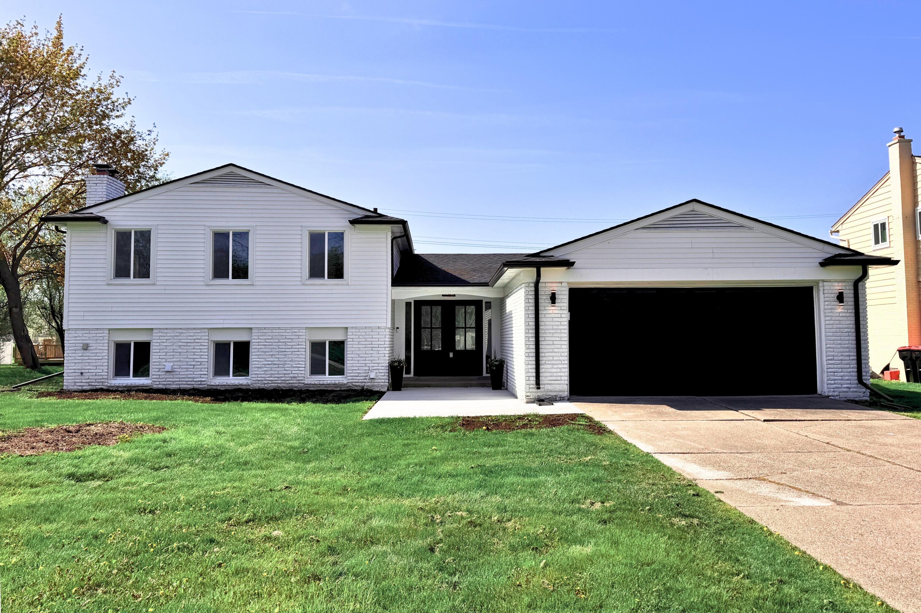 Bell Brook St, Southfield, MI 48034