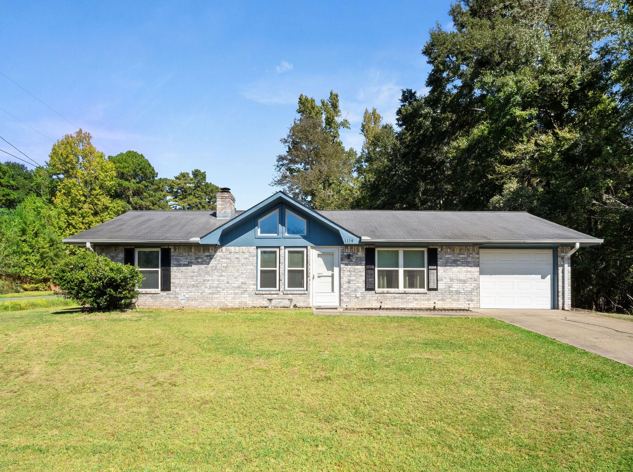 Stanton St, New Llano, LA 71461