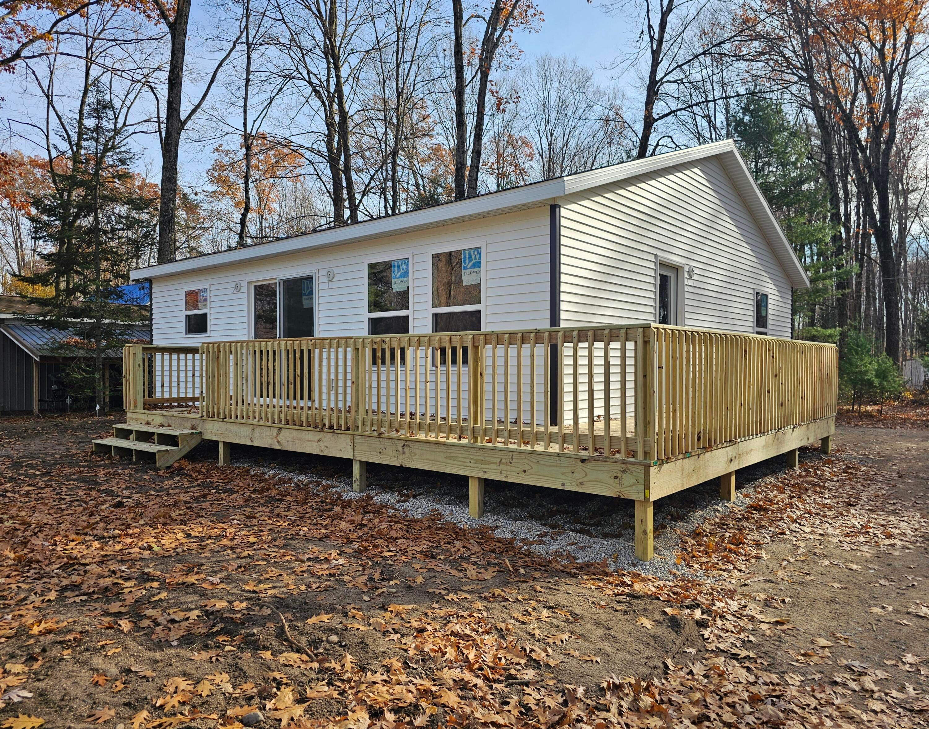Vista Dr, Newaygo, MI 49337