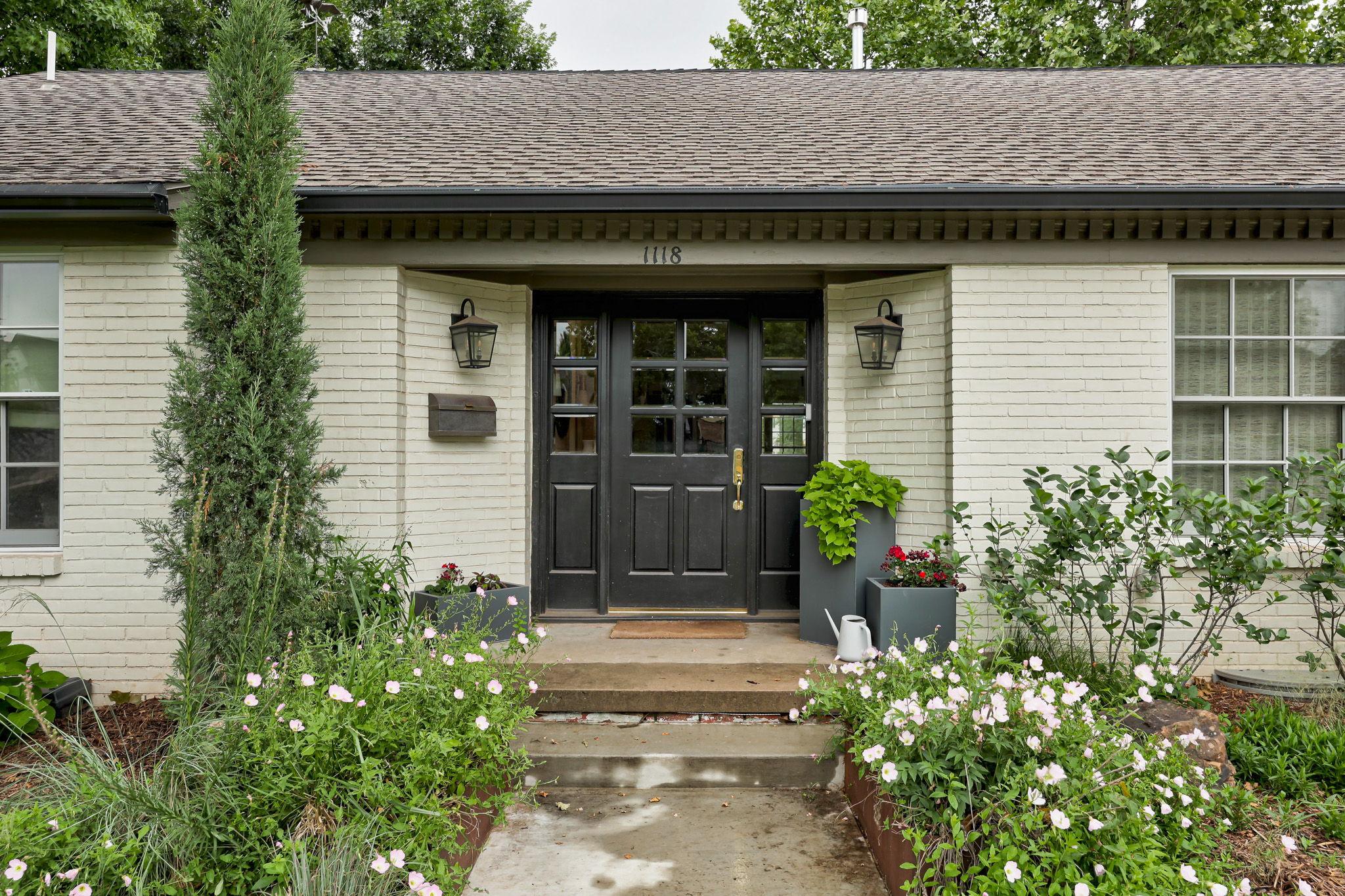 Glenwood Ave, Nichols Hills, OK 73116