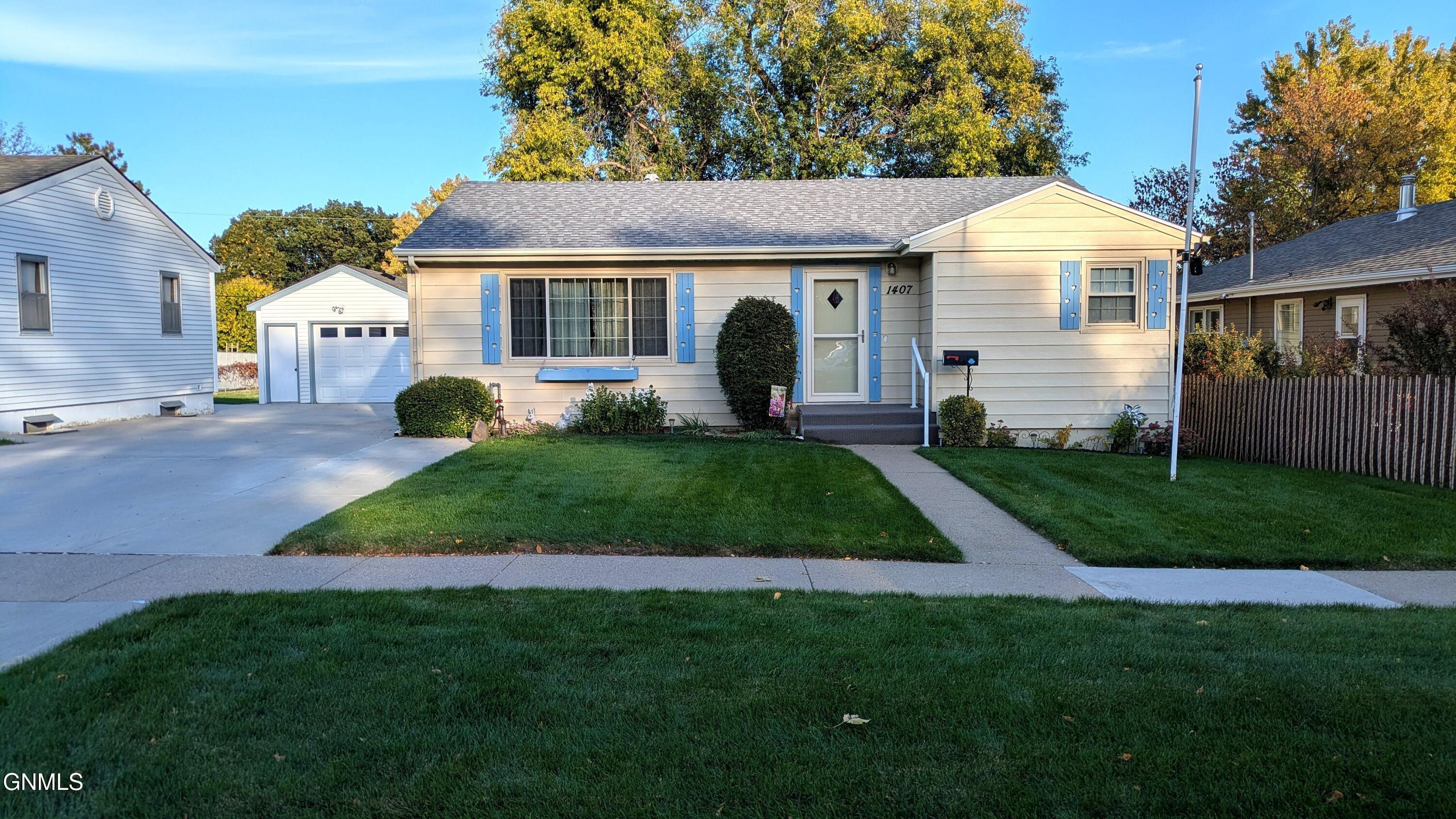 N 15th St, Bismarck, ND 58501