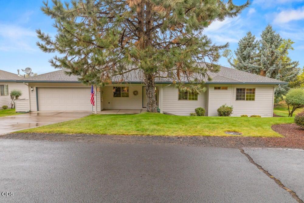 Hanks St, Klamath Falls, OR 97601