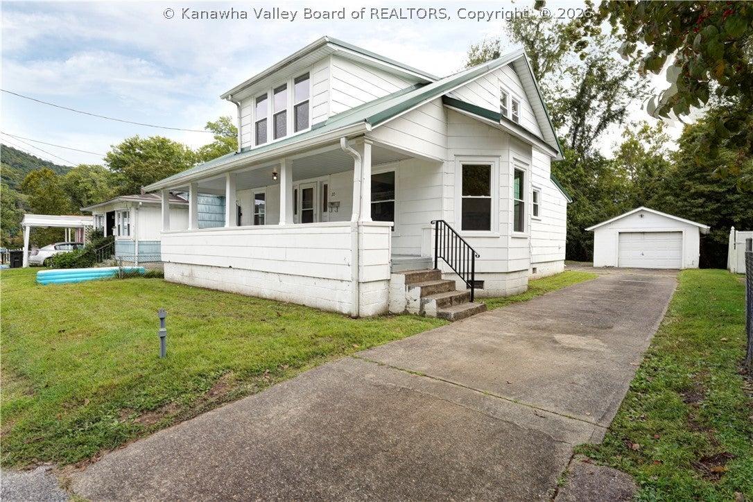 138th St, Charleston, WV 25315