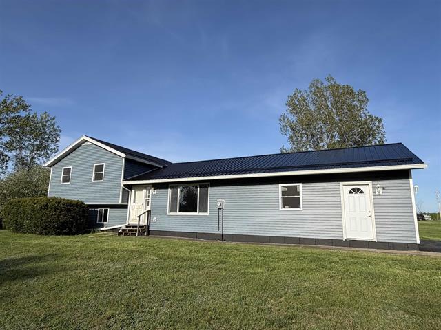 Pleasant Dr, Norfolk, NY 13667
