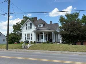 Jones Ave, Oak Hill, WV 25901
