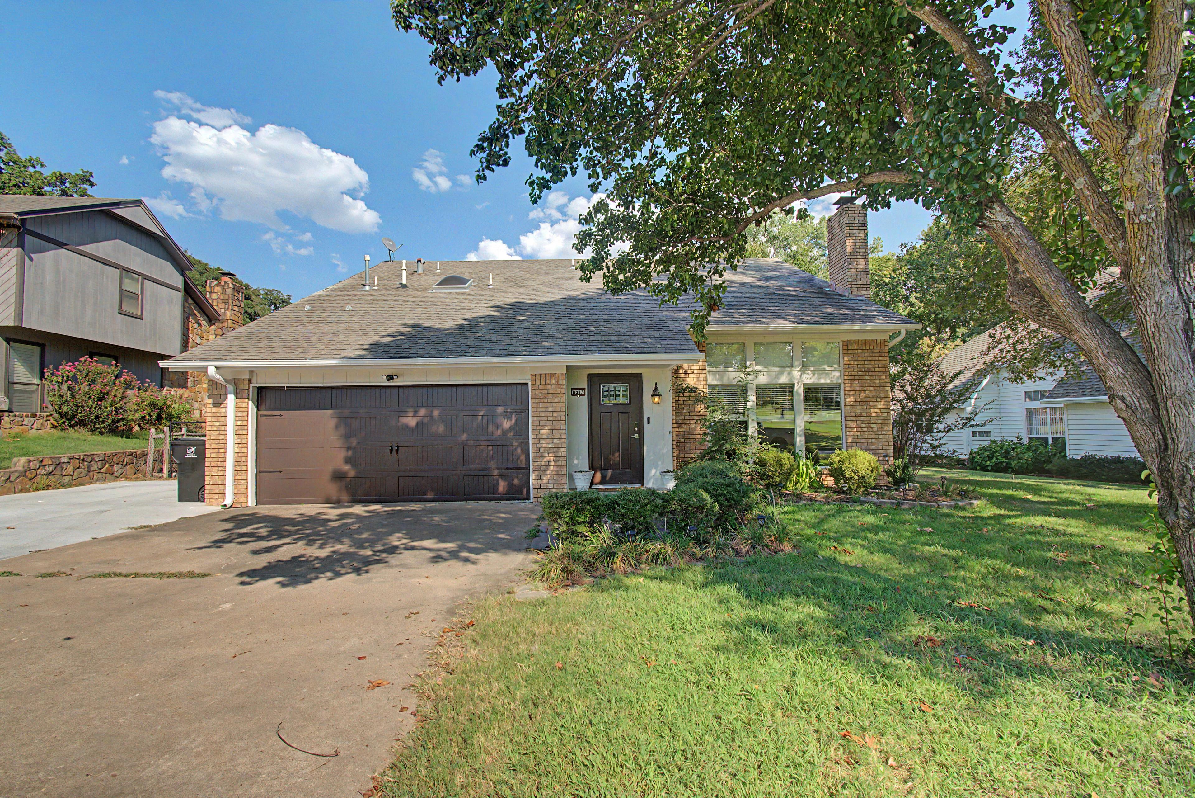 S 8th St, Broken Arrow, OK 74011