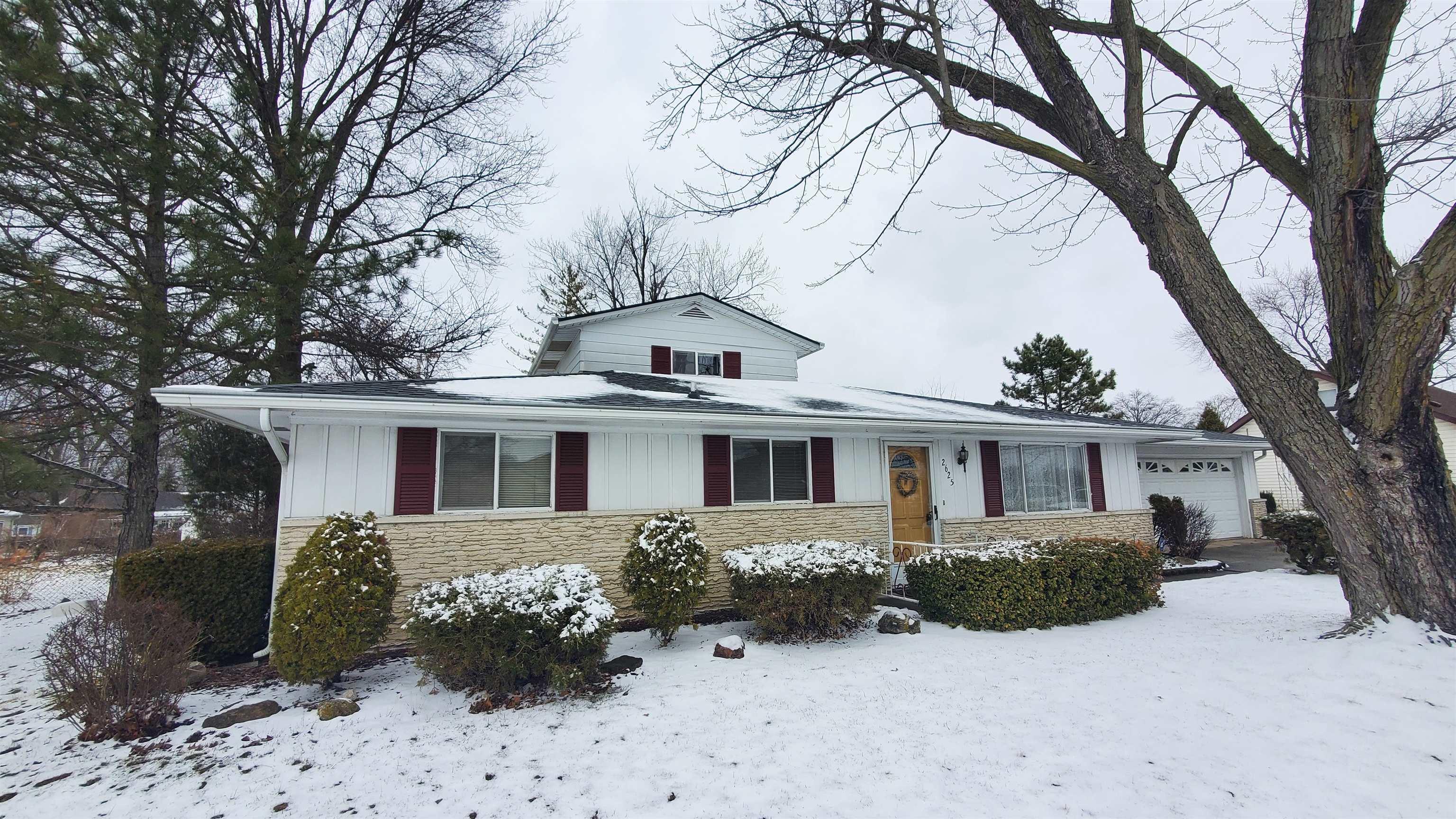 E Tillman Rd, Fort Wayne, IN 46816