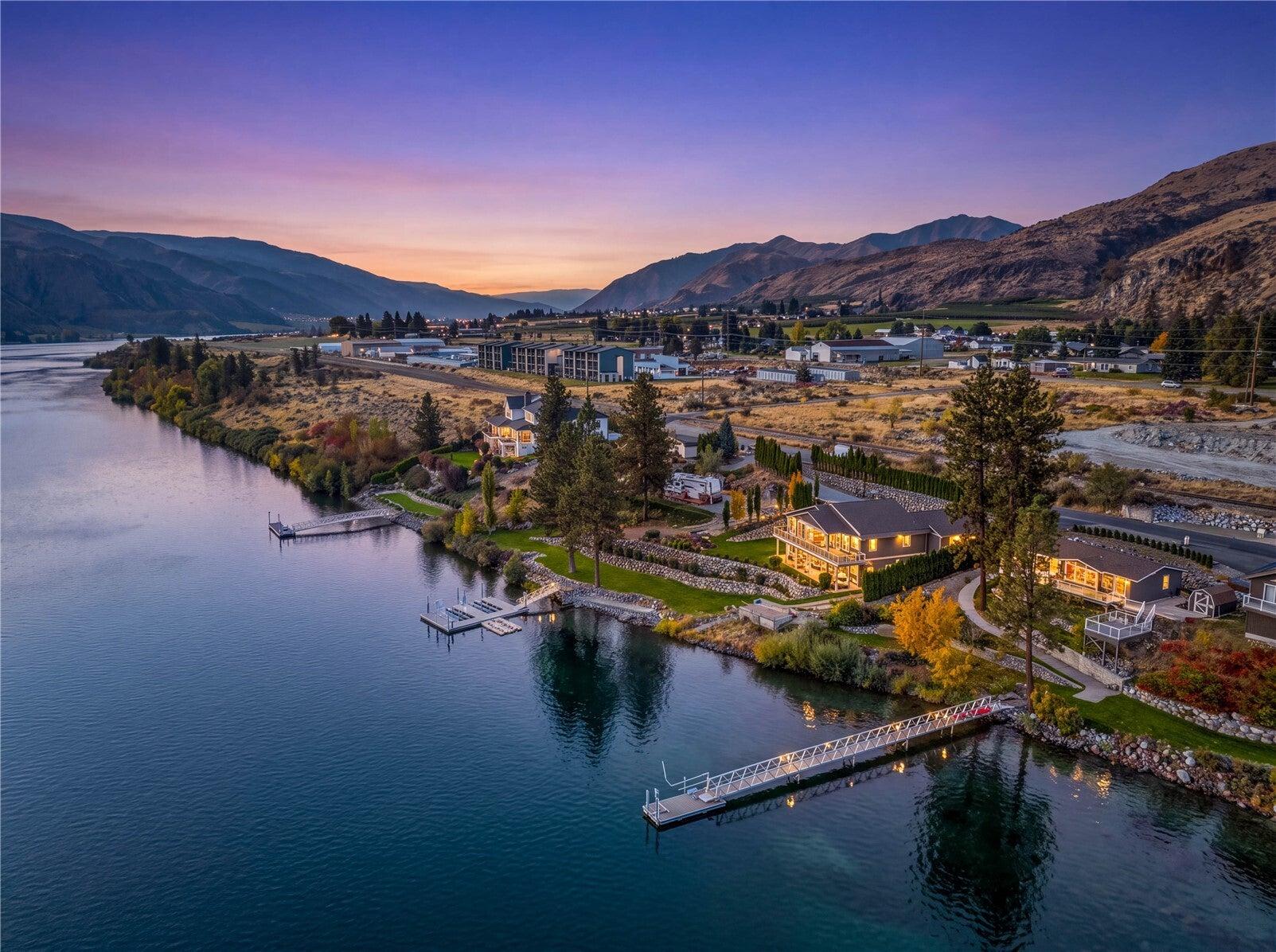 N Lakeshore Dr, Entiat, WA 98822