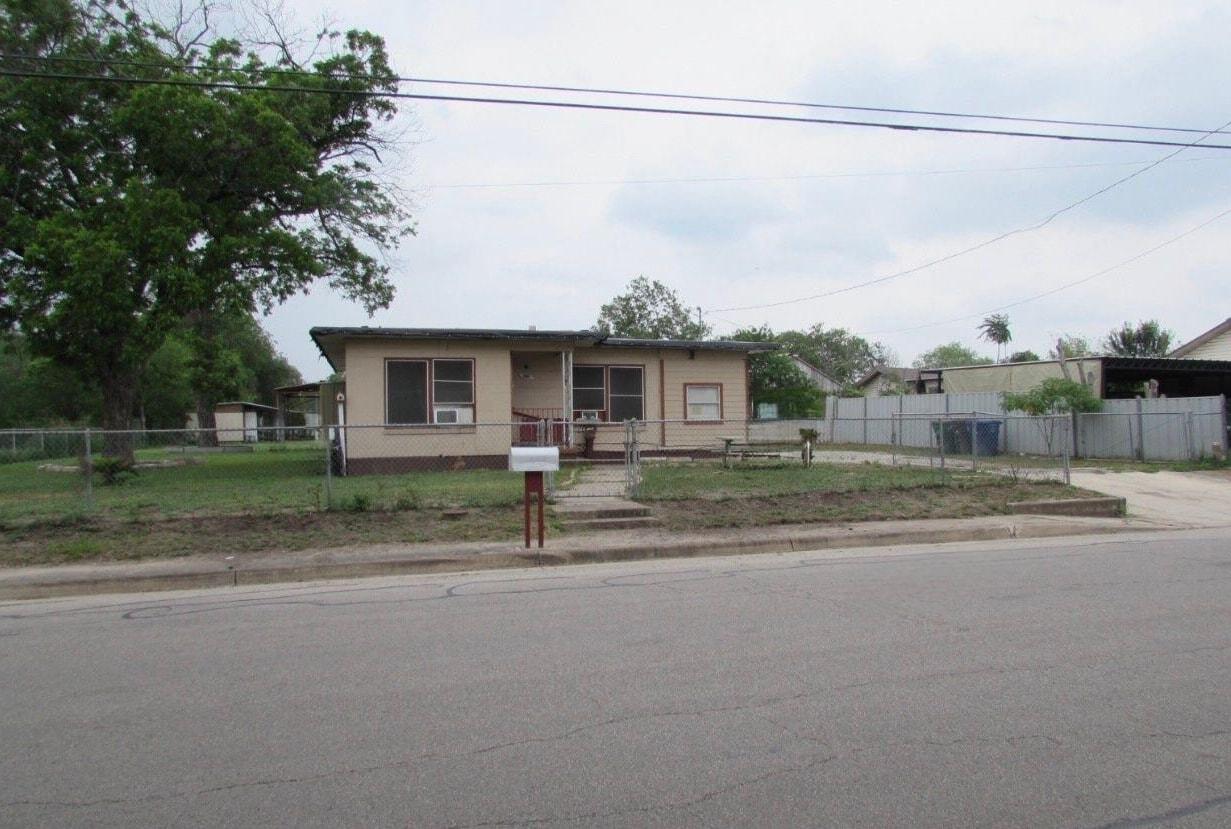 W Ansley Blvd, San Antonio, TX 78221