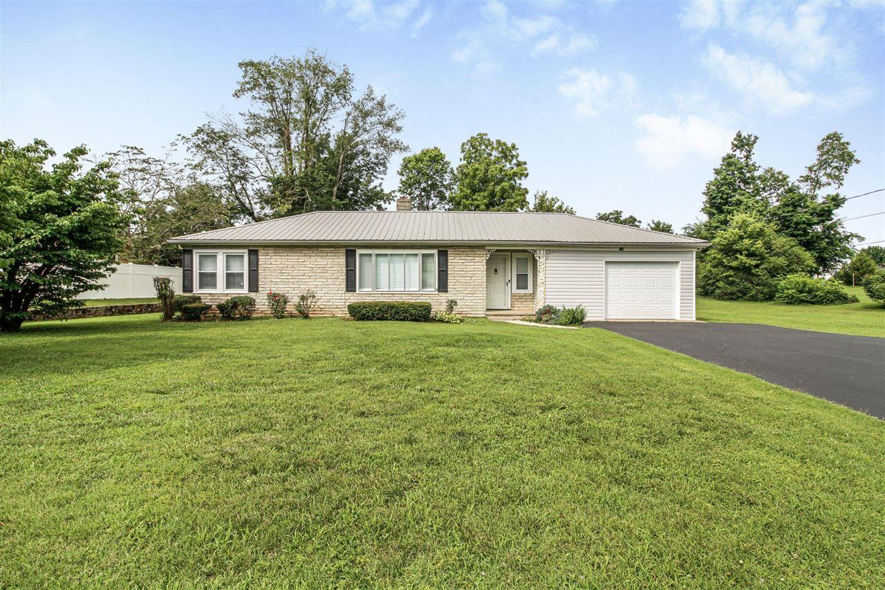 Owens St, Cave City, KY 42127