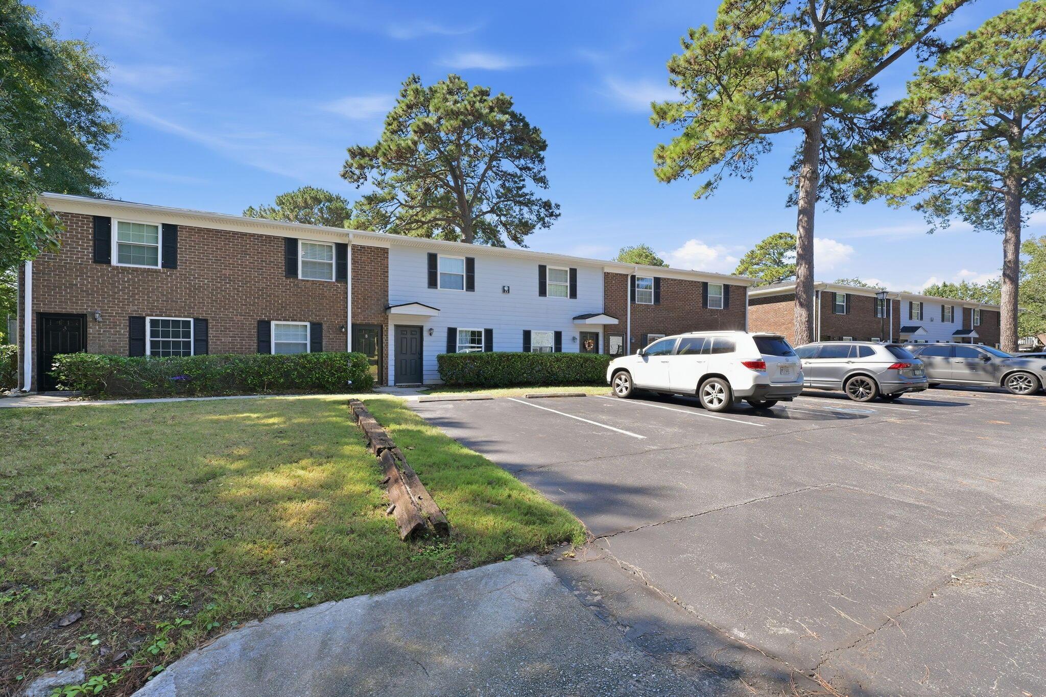 Rivers Point Row, Charleston, SC 29412