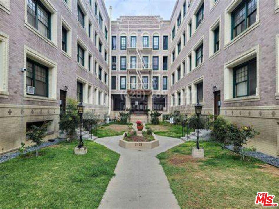 James M Wood Blvd, Los Angeles, CA 90006