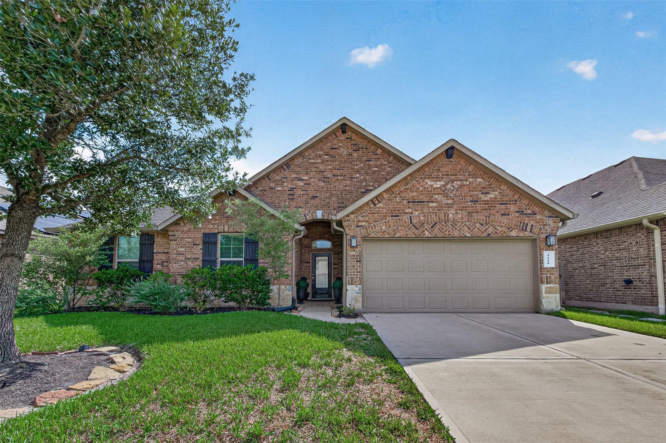 Brenta Mountain Ln, Katy, TX 77493