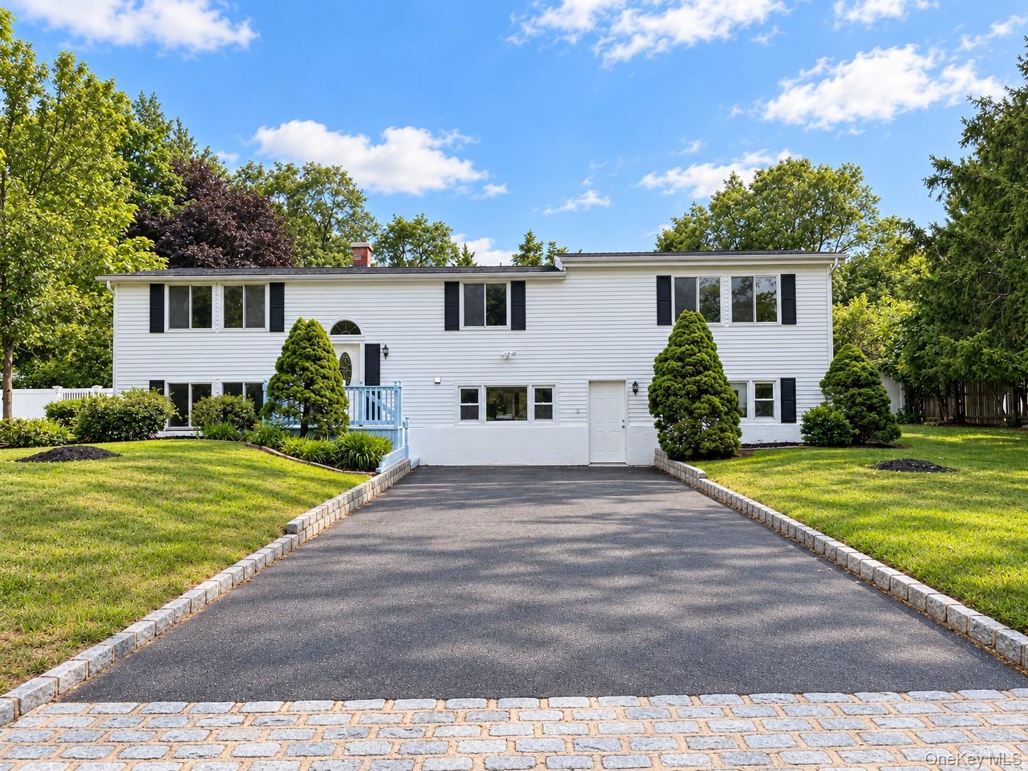 University Heights Dr, Stony Brook, NY 11790